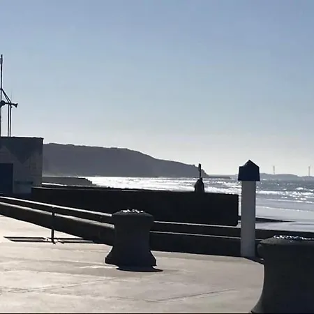 Apartment Pied A Terre A 2 Pas De La Et Du Centre