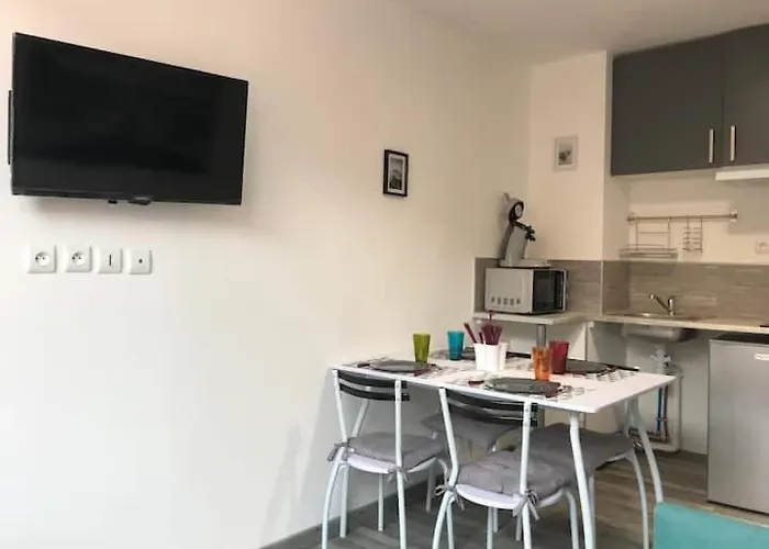 Pied à Terre à 2 Pas De La Et Du Centre