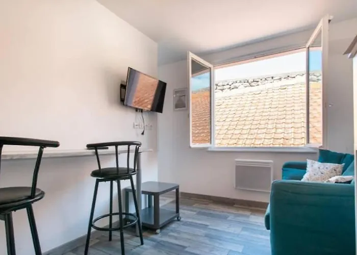 Pied à Terre à 2 Pas De La Et Du Centre Appartement *