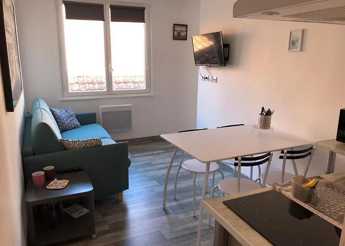 Pied à Terre à 2 Pas De La Et Du Centre Appartement *